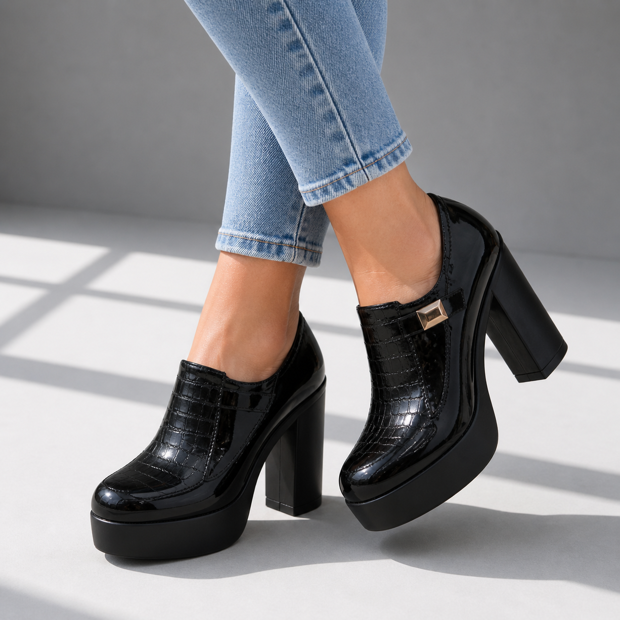 Noire Croc Platform Pumps